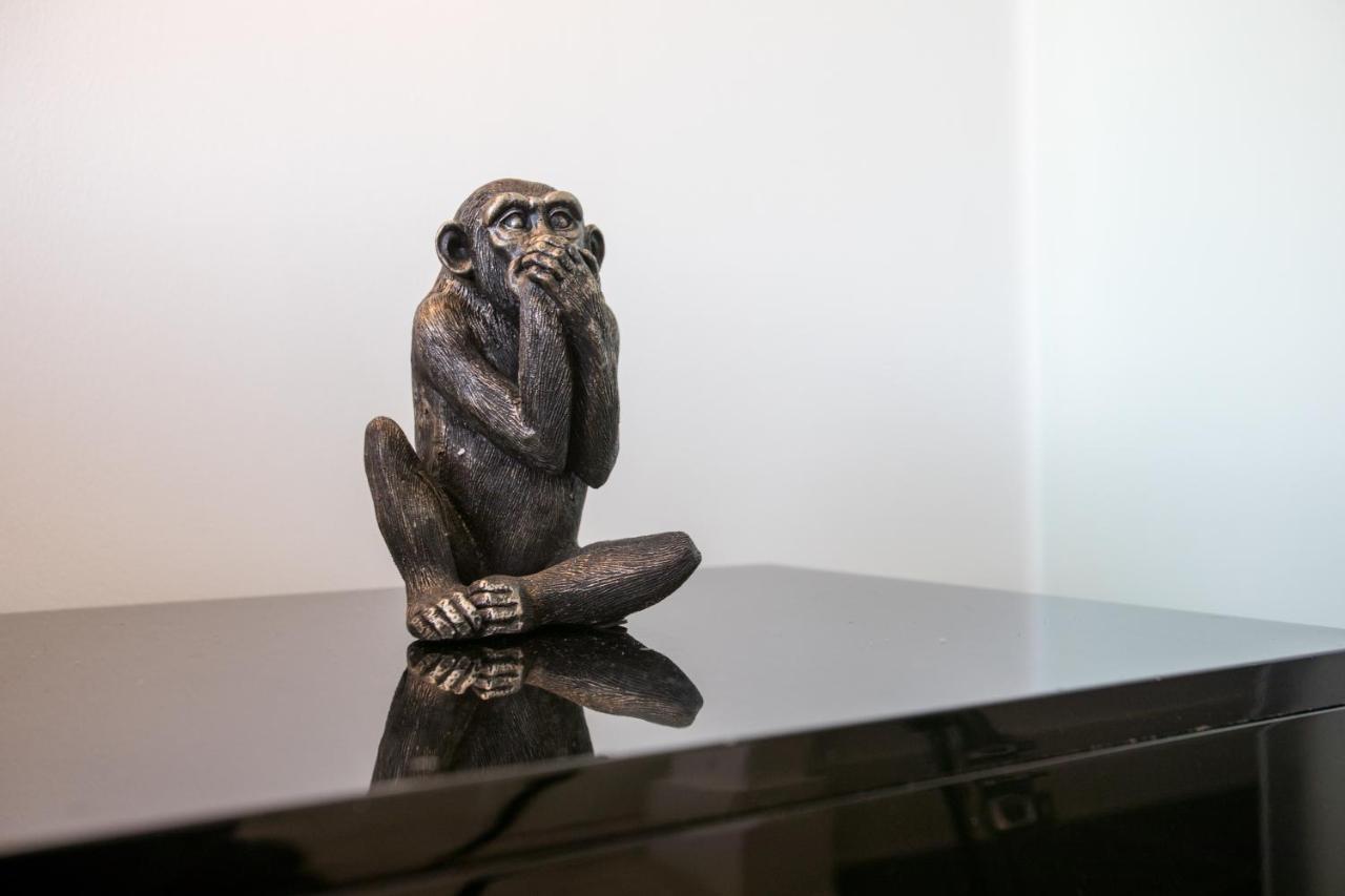 Luxury 2-Bed Flat Parking And Close To The Tube London Bagian luar foto